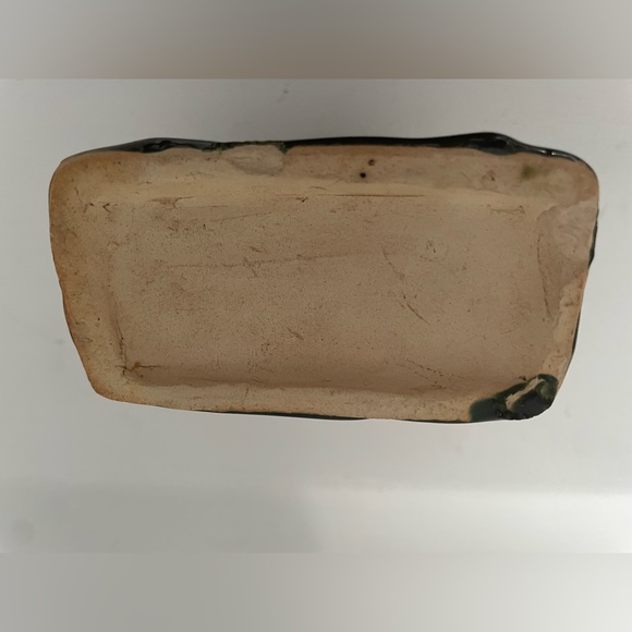 Vintage Green Ceramic Elephant Figurine Trunk Up 5-in High. - Picture 5 of 6